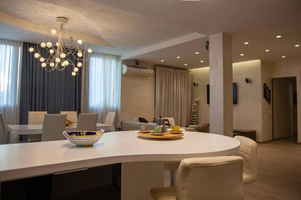 Appartement Chic And Elegant Near Metro Station *